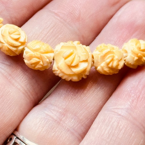Tagua Nut Necklace Hand Carved Rose Beads Screw Clasp Vegetable Ivory Vintage - Picture 7 of 11